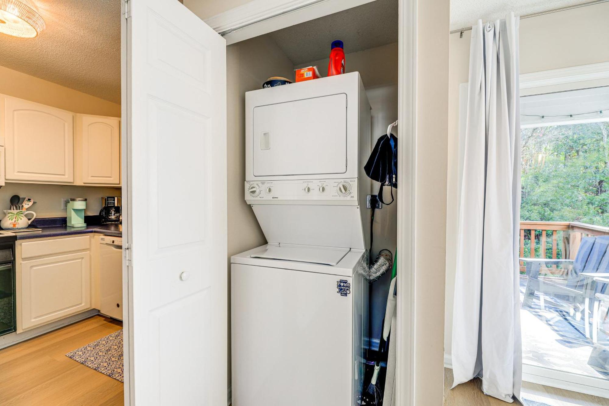 Well-Equipped Emerald Isle Townhome Pets Welcome! エクステリア 写真