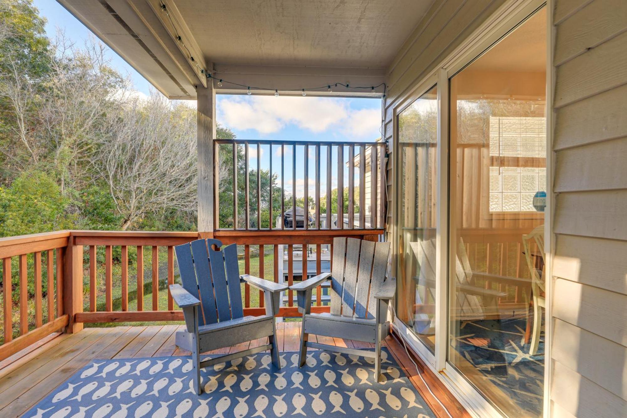 Well-Equipped Emerald Isle Townhome Pets Welcome! エクステリア 写真