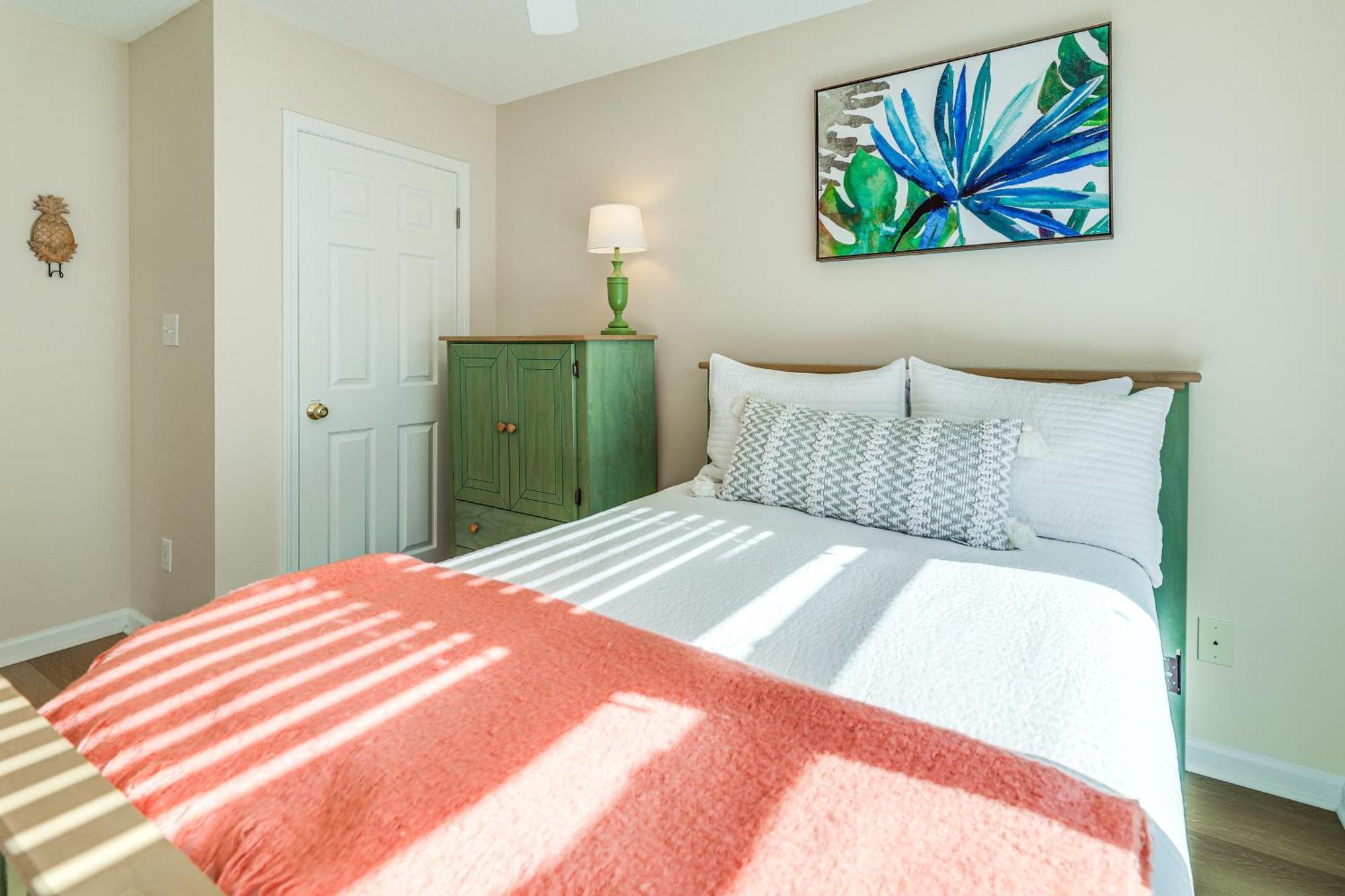 Well-Equipped Emerald Isle Townhome Pets Welcome! エクステリア 写真